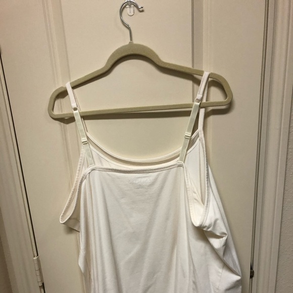 Catherine’s 3x Strappy mesh details - Picture 2 of 4